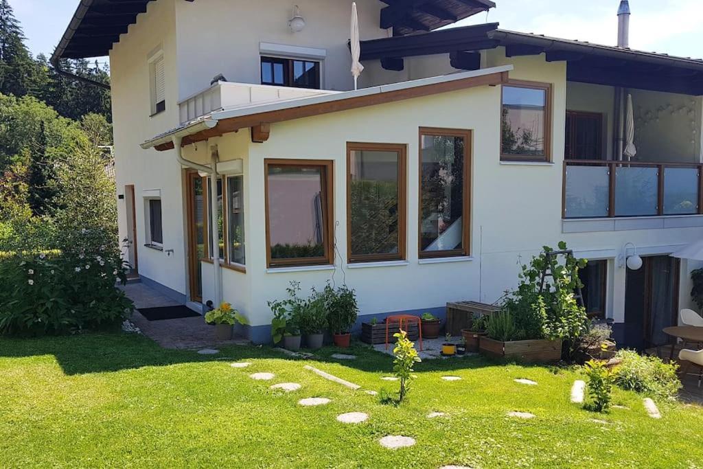 Ferienwohnung: Your home on the hill - Velden am Wörthersee Exterior foto