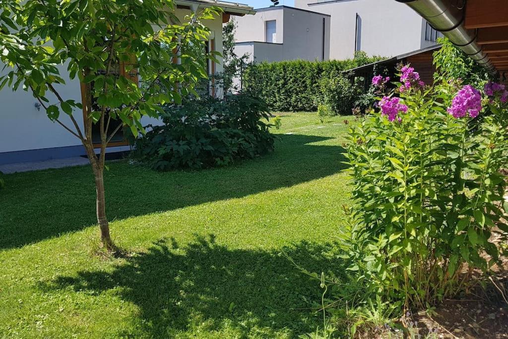 Ferienwohnung: Your home on the hill - Velden am Wörthersee Exterior foto